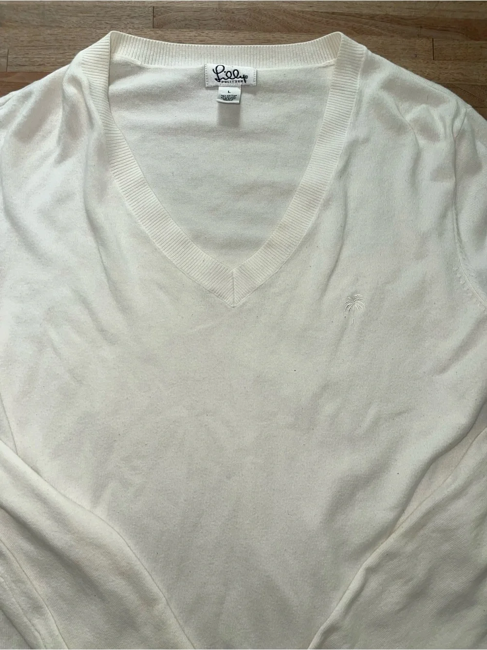 Lilly Pulitzer White V‑Neck Sweater | Women’s Large